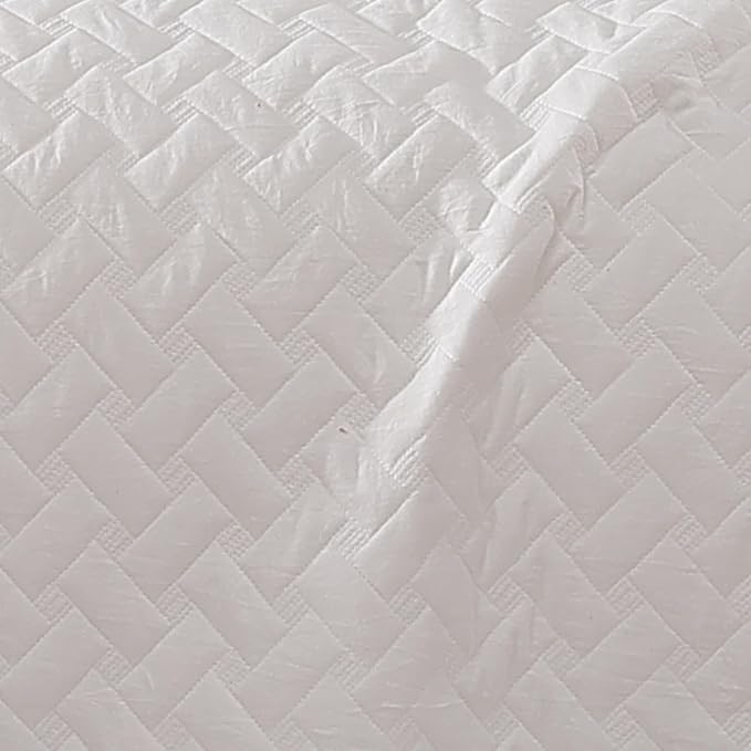 WRENSONGE Queen Quilt-3 Pieces Weave White Bedspreads Queen Size Quilt Bedding Set for All Seasons,Soft Summer Coverlet with 2 Pillow Shams Suitable for Bed, Couch, Quilted Blanket