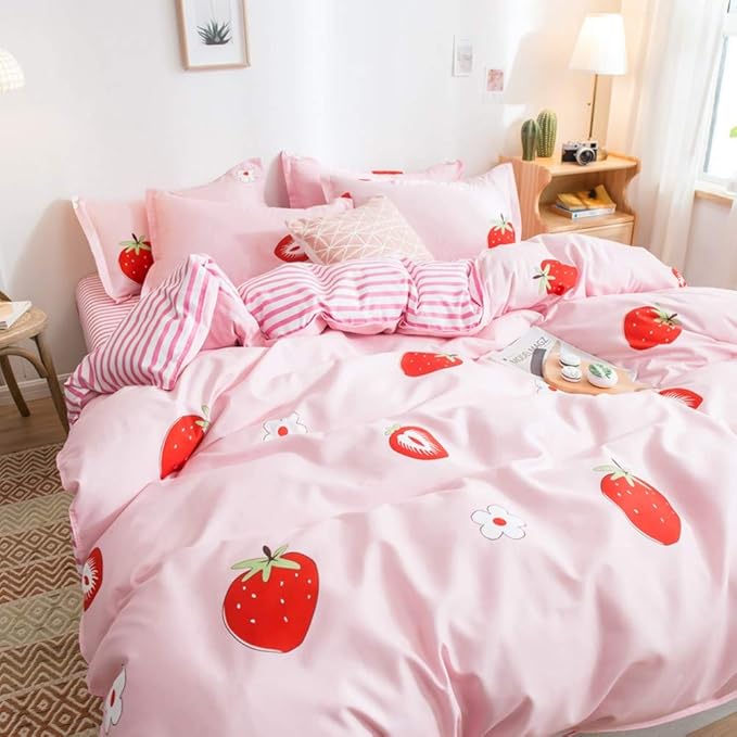 Girls Bedding Set Pink Strawberry Duvet Cover Set Sweet Strawberry Floral Print Comforter Cover Set Cute Fruit Theme Bedspread Cover with Zipper,Luxury Reversible Stripes Bedding(Queen,Strawberry)