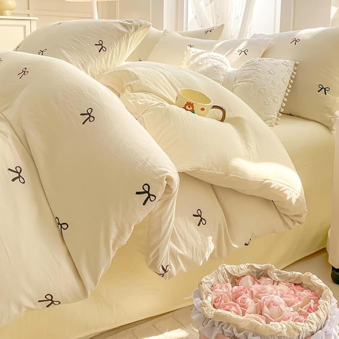 Nayoroom Bow Duvet Cover Queen Size Reversible Aesthetic Duvet Cover 3 Pieces Soft Lightweight Microfiber Kids Girls Cute Dorm Bedding Set, White/Yellow