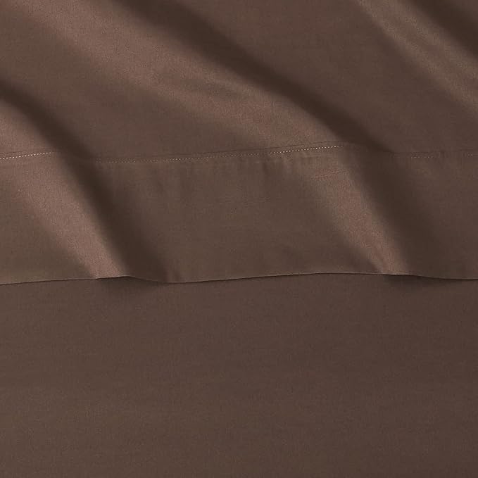 Amazon Basics Lightweight Super Soft,Wrinkle-Free,Breathable Easy Care Microfiber 4 Piece Bed Sheet Set with 14-Inch Deep Pockets,Queen,Chocolate,Solid,(Pack of 4)