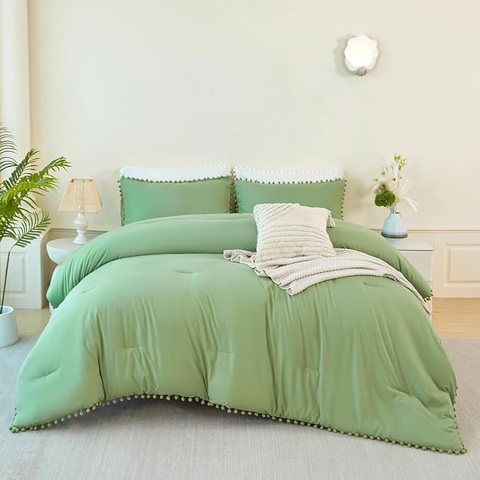 PERFEMET Green Bed in A Bag Twin Size 5 Pieces All Season Pom Pom Fringe Bedding Set for Girls Kids Soft Lightweight Boho Solid Comforter Set for Bedroom(Green, Twin)
