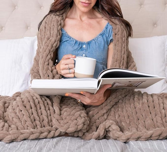 Samiah Luxe Chunky Knit Blanket Throw 50x60", Brown Chenille Chunky Knit Throw Blanket for Living Room Decor or Boho Decor, Thick Yarn Knitted Blankets for Couch or Bed, Cable Knitted Crochet Blankets