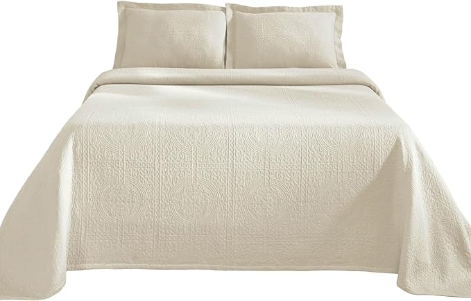 Superior Cotton Fleur De Lis Bedspread Set, Warm Blankets, All-Season Bedding, Bedroom Decor, Decorative Boho Medallion Coverlet, Includes 1 Bedspread, 2 Pillow Shams, Full, Ivory
