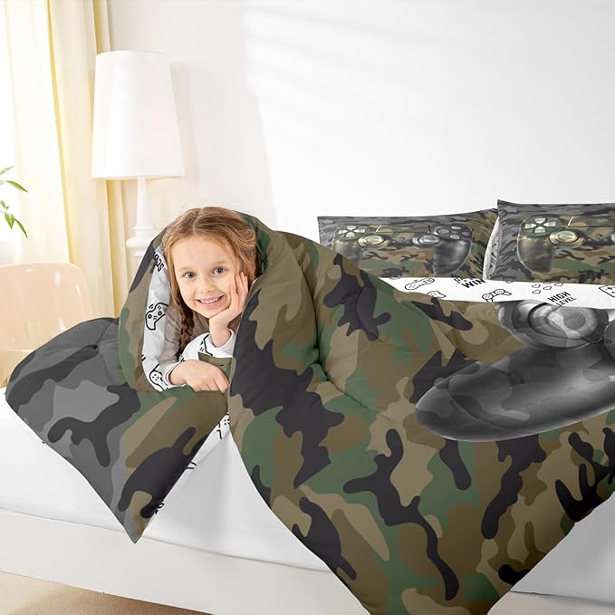 Kids Gamer Comforter Set Camouflage Gaming Bedding Set for Boys Teens Bedroom Green Black Camo Video Game Decor Comforter Gamer Console Quilt Set Full Size Duvet Quilted 3Pcs
