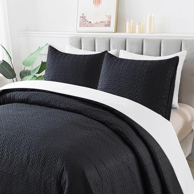 JML Quilts Set, Bedspread Coverlet Set with Pillowcases - 3 Piece Soft and Lightweight Bed Quilt for Spring, Autumn and Summer (Embossed Stripe - Black, King(92"x104"))