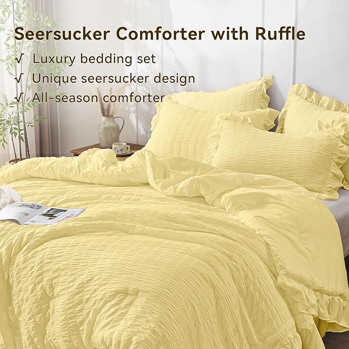 JOLLYVOGUE Twin Size Comforter Set, 2 Pieces Light Yellow Seersucker Lightweight Fluffy Bedding Set, Twin Ruffle Comforter, All Season Soft Microfiber Shabby Chic Bed Set