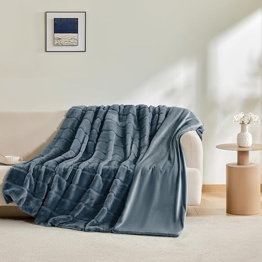 Sophia & William Throw Blanket for Couch Sofa(60x80 Inches) - Faux Fur Throw Soft Cozy, Gifts for Women, Blue