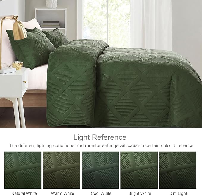 Exclusivo Mezcla King Quilt Set- Olive Green Quilts Bedding Set with 2 Pillow Shams, Modern King Bedspread with Striped Pattern, Soft Lightweight Bedspreads Coverlets for All Seasons