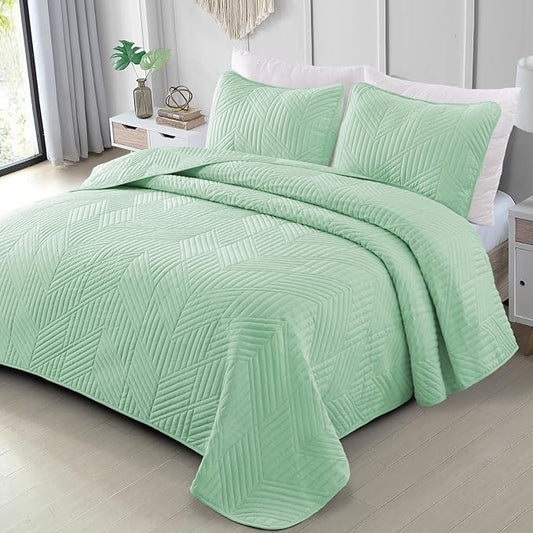Exclusivo Mezcla Ultrasonic Twin Quilt Bedding Set, Lightweight Mint Green Bedspreads Soft Modern Geometric Coverlet Set for All Seasons (1 Quilt and 1 Pillow Sham)