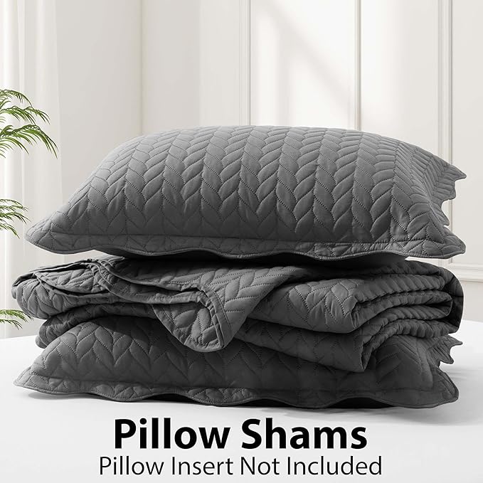 MOONLIGHT20015 California King Quilt Bedding Set Size (118"x106") + 2 Pillow Shams (20" x 36"+ 2") - 3 Pcs All Season Reversible Microfiber Coverlet Embossed Quilt Bedspread (Grey)