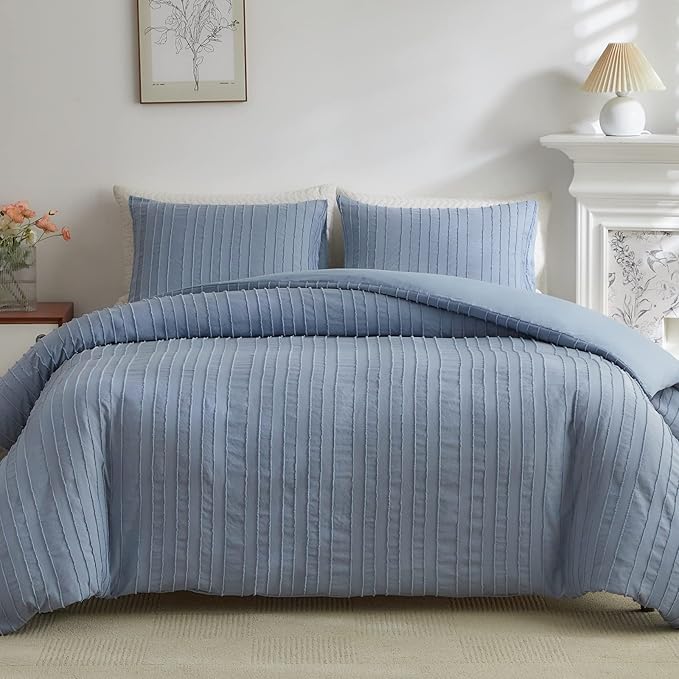 WARMDERN Blue Striped Duvet Cover Set, Boho Textured Tufted Bedding, 2 Piece Twin Size Washed Microfiber Duvet with Zipper Closure & Corner Ties (Twin, Blue)