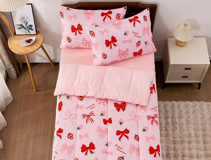Meeting Story 3pcs Kids Comforter Set Zipper Bedding Set for Girls,Twin Kid Bedding Set Strawberries Bow Tie Comforter Set for Kid,All in one Zipper Bedding（Red,Twin）