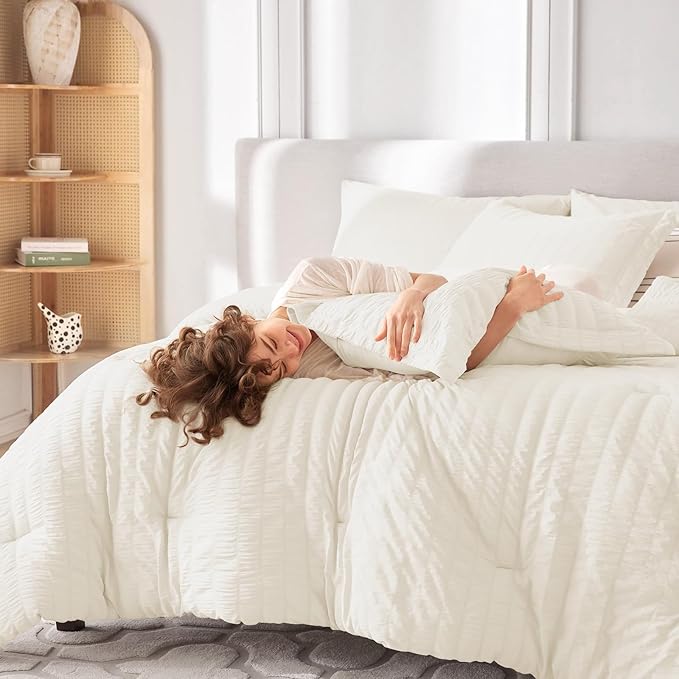 MUXHOMO 7 Pieces Full Comforter Set, Seersucker Bed in a Bag Full Size, All Season Luxury Bedding Set with Comforter, Flat Sheet, Fitted Sheet, Pillowcases & Shams, Ivory