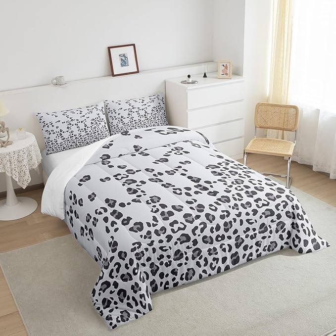 Leopard Print Comforter Africa Cheetah Print Comforter Set Pearl Leopard Fur Bedding Set for Boys Girls Kids Teens Bedroom Decor Grey Animal Skin Duvet Set Full Size with 2 Pillow Case Quilt Set