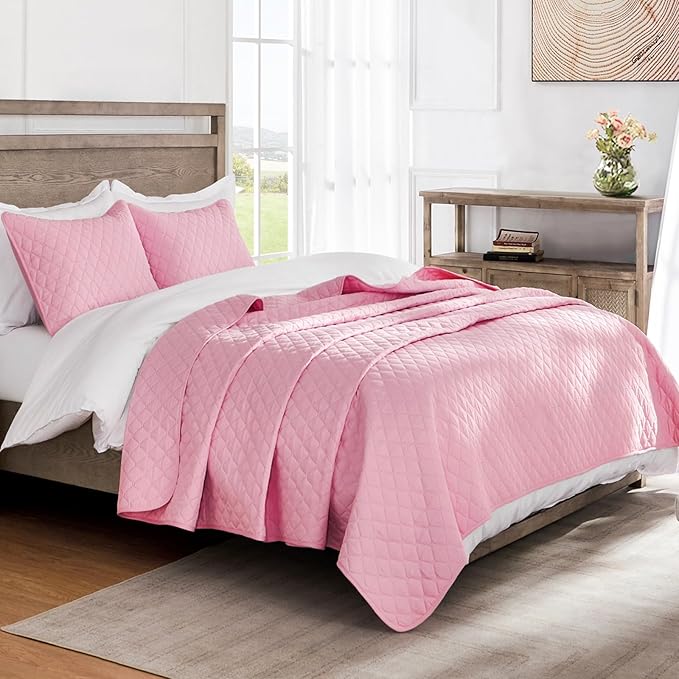 Exclusivo Mezcla Reversible King Size Quilt Bedding Set with Pillow Shams, Lightweight Quilts King Size, Soft Bedspreads Bed Coverlets for All Seasons - (Bright Pink, 104"x96")