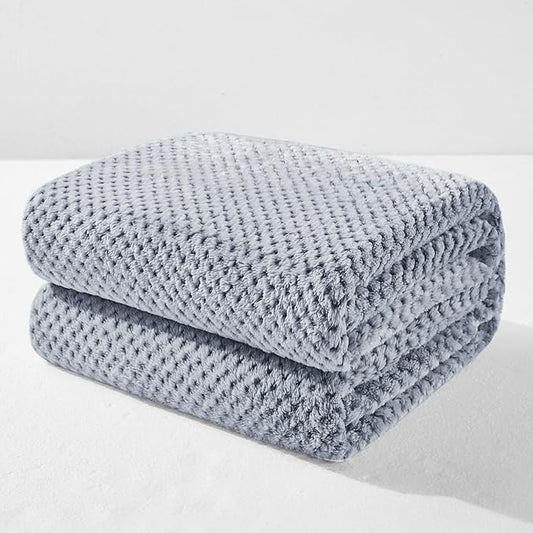 Exclusivo Mezcla Fleece Throw Blanket Extra Large, Super Soft and Warm Blankets for Couch, Sofa and Bed Waffle Textured, Cozy, Fuzzy and Lightweight (Heather Navy Blue, 50x70 Inches)