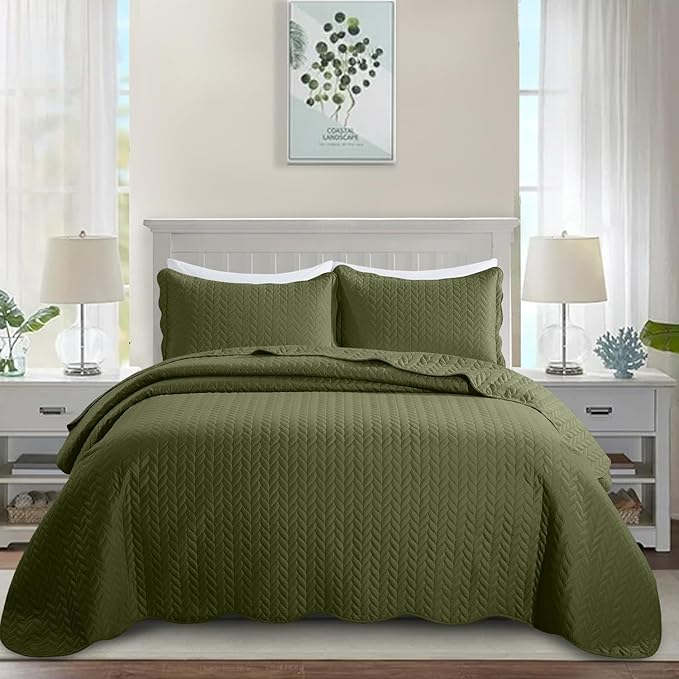 IR Imperial Rooms 8 Pack Quilt King Size Bedding (106" x 96") - Bulk Wholesale for Hotels, Guest Bedroom & Airbnbs - Lightweight Microfiber Reversible Embossed Quilts Bedspread (Olive Green)