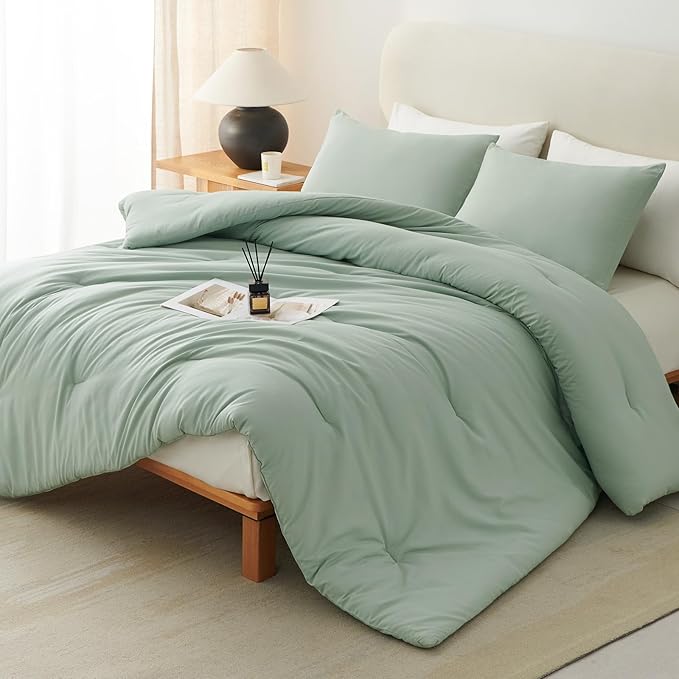 CozyLux Sage Green Full Size Comforter Set, 3 Pieces Solid Breathable Quilted Bedding Sets, Luxury Fluffy Soft Bed Set with Down Alternative Comforter for All Season (1 Comforter & 2 Pillowcases)