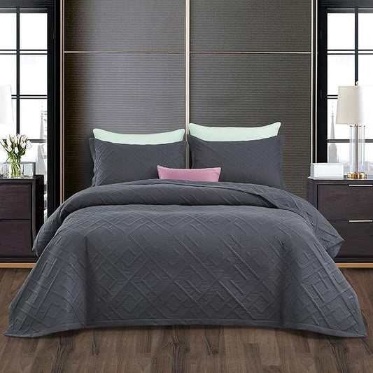 CHIXIN Quilt King Size - Geometric Pattern Bedspread Coverlet Set - Modern & Contemporary Style Bedding Cover, Ultrasonic Quilting, Reversible, Lightweight, 4 Piece, Dark Grey