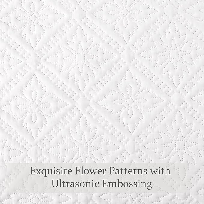 Exclusivo Mezcla California King Quilt Bedding Set, Lightweight Soft Bedspreads Coverlets with 2 Pillow Shams, Modern White Oversized Quilts King Size for All Seasons