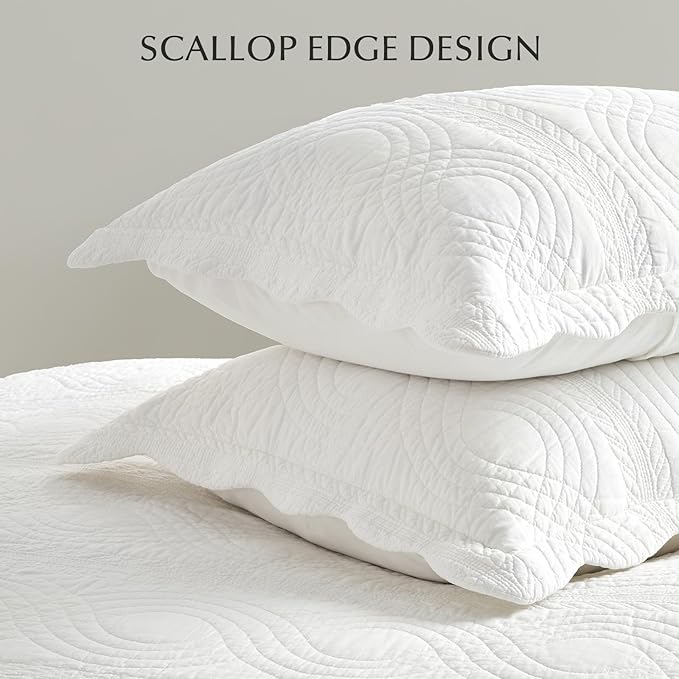 EVERGRACE 100% Cotton Scallop Quilt Set, King Size 3 Piece Set – Lightweight Bedspread with 2 Shams, Soft Prewashed Matelasse Coverlet for Cozy and Elegant Bedding, Bright White