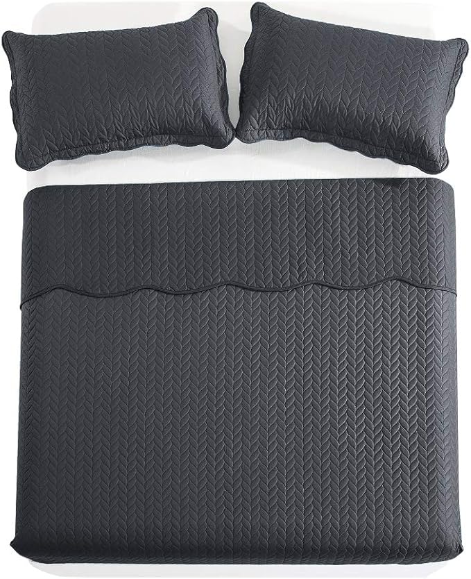 MOONLIGHT20015 Quilt King Size (106" x 96") with 2 Pillow Shams (20" x 36"+2") for All Season - 3 Pcs Lightweight Bedding Set Reversible Coverlet Embossed Quilted Bedspread (Charcoal)