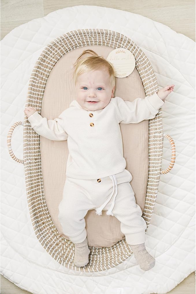 Konssy 2 Pack Muslin Bassinet Sheets for Boys, Girls, 100% Cotton Soft Breathable Fitted Bassinet Mattress Sheet, 32 x 16 inches (Navy,Cream)