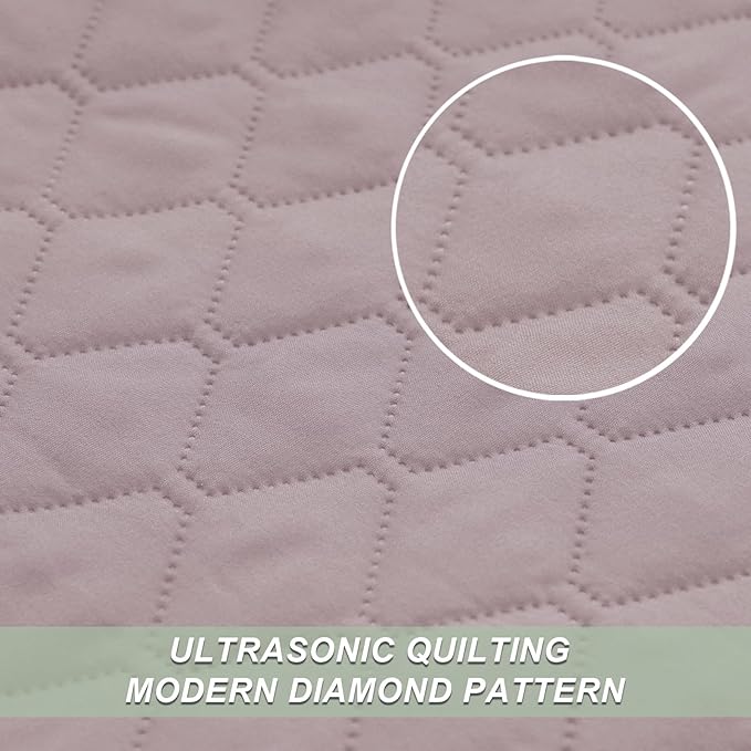 Exclusivo Mezcla Reversible California King Size Quilt Bedding Set with Pillow Shams, Lightweight Quilts Cal King Size, Soft Bedspreads Bed Coverlets for All Seasons - (Lilac Ash, 112"x104")