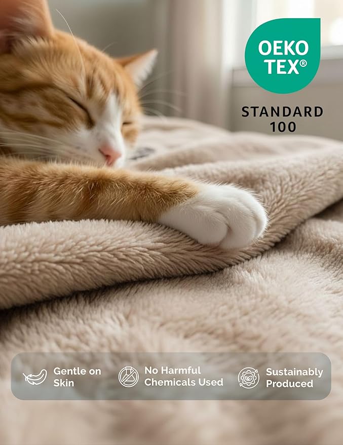Casa Platino Fleece Blanket King Size – 300 GSM Beige Fleece Throw for Bed or Couch – Soft Cozy Warm Holiday Bed Blanket for Winter, Fuzzy Plush Elegant Gifts for Men & Women - 108x90 Inch