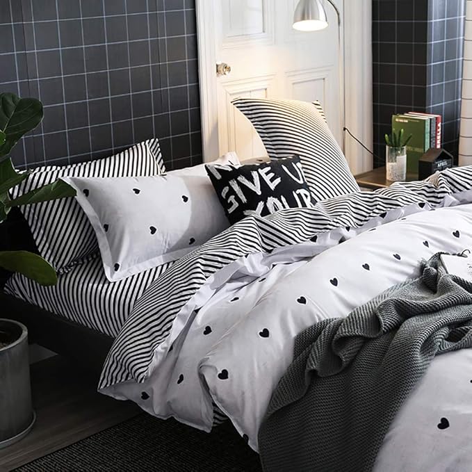 Omelas Kids Heart Love Queen Duvet Cover Set Black and White Teens Girls Lovely Heart-Shaped Pattern Striped Reversible Full/Queen Bedding Soft Breathable Quality Brushed Microfiber (3 Pcs,XD,Q)