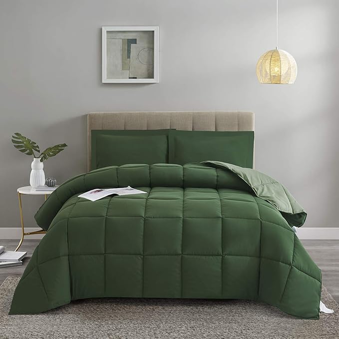 HIG 3 Pieces Green California King Comforter Set, Modern Breathable Box Stitched Duvet Insert Bedding Comforter, Soft Fluffy All Season Reversible Comforter Set Blanket with Corner Tabs for Bedroom