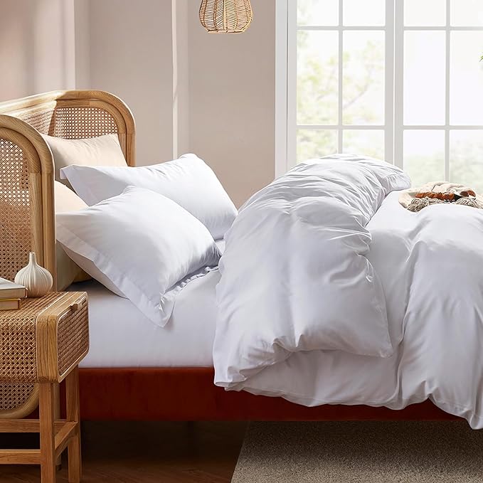 Nestl King Duvet Cover Set with Comforter Insert - White 4 Piece 104x90 Duvet Cover & 2 Pillow Shams with White Quilted Down Alternative Comforter, Ultra Soft, All Season