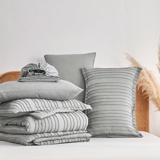 WURUIBO Comforter Set Size, Grey Comforter Set King Size, 7 Pieces Bed in a Bag, Ultra Soft Queen Bedding Set, Bed Set for All Seasons, Flat Sheet, Fitted Sheet, Pillowcases, Pillow Shams