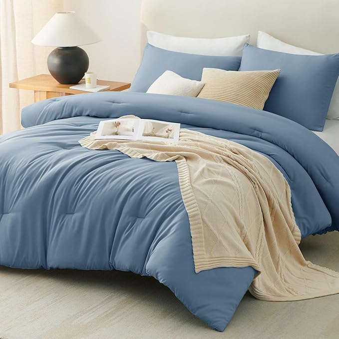 CozyLux Grayish Blue Full Size Comforter Set, 3 Pieces Dusty Blue Solid Breathable Quilted Bedding Sets, Luxury Soft Bed Set with Down Alternative Comforter All Season (1 Comforter & 2 Pillowcases)