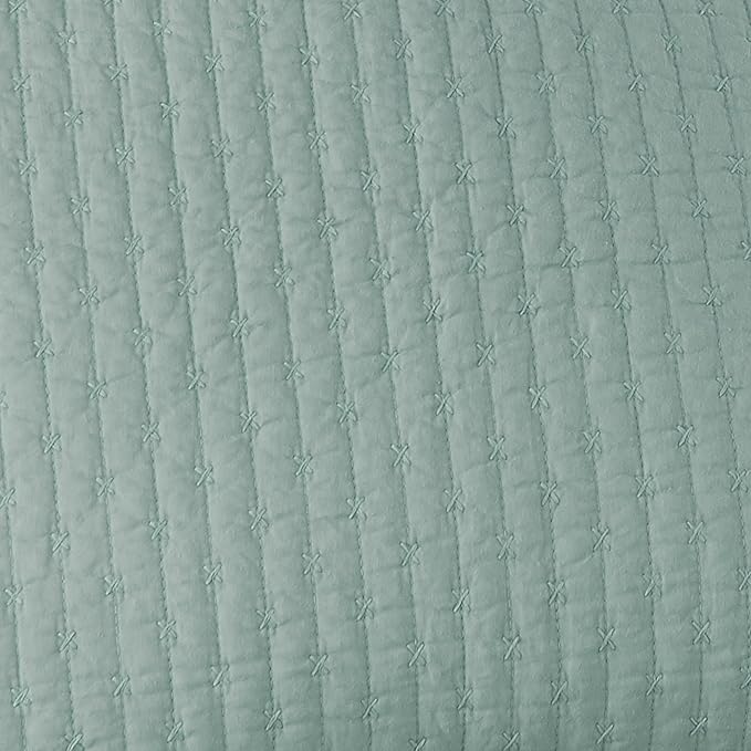 Levtex Home Cross Stitch Reversible Twin XL/Twin Quilt Set (68x86in) with 1 Pillow Sham (26x20in) - Stitch Texture - Blue Haze - Cotton Twin/Twin Size Quilt Bedding Set - Lightweight Soft Pre-Washed