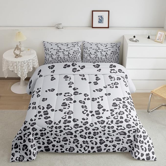 Leopard Print Comforter Africa Cheetah Print Comforter Set Pearl Leopard Fur Bedding Set for Boys Girls Kids Teens Bedroom Decor Grey Animal Skin Duvet Set Full Size with 2 Pillow Case Quilt Set
