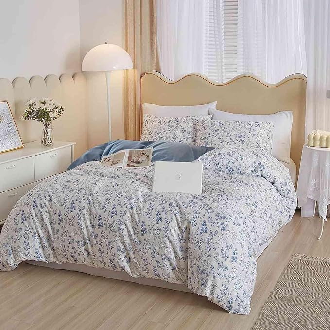 Nanko Floral Duvet Cover Set King Size, Blue and White Flower Leaf Print Pattern Bed Set, Soft Microfiber Reversible Comforter Bedding Cover with Zip Tie - Vintage Farmhouse for Women Men, 3Pcs 104x90