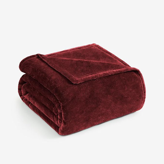 Casa Platino Fleece Blanket Twin Size – 300 GSM Dark Red Fleece Throw for Bed or Couch – Soft Cozy Warm Winter Blanket for Bed, Fuzzy Plush Elegant for Kids, Men & Women - 68x90 Inch