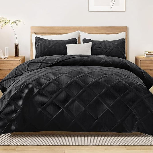 Exclusivo Mezcla Full Queen Size Quilt Set with Modern Striped Pattern, 3 Pieces Lightweight Black Quilts Bedding Set, Soft Bedspreads Coverlets for All Seasons