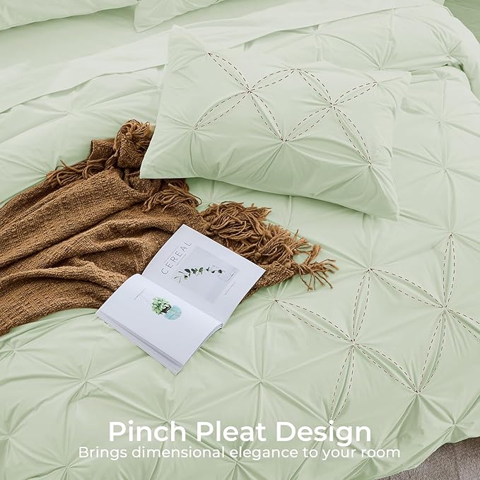 Sasttie Queen Comforter Set, 7-Piece Bed in a Bag, Pintuck Bedding Sets for All Season, Includes Comforter, Flat Sheet, Fitted Sheet, Pillowcases and Pillowshams, Mint