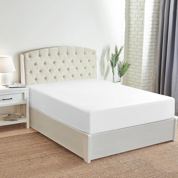 Mellanni Full Fitted Sheet - Iconic Collection Bedding Sheets with up to 16 inch Deep Pocket - Soft & Cooling - Fade & Stain Resistant - 1 PC (Full, White)