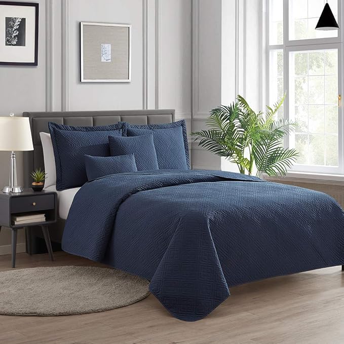 Hearth & Harbor Quilts King Size - All Season Bedspread Coverlet Set, Pinsonic Weave Lightweight Bedding Set - 7 Piece King Quilt Set with Pillow Shams, Diamond - Navy