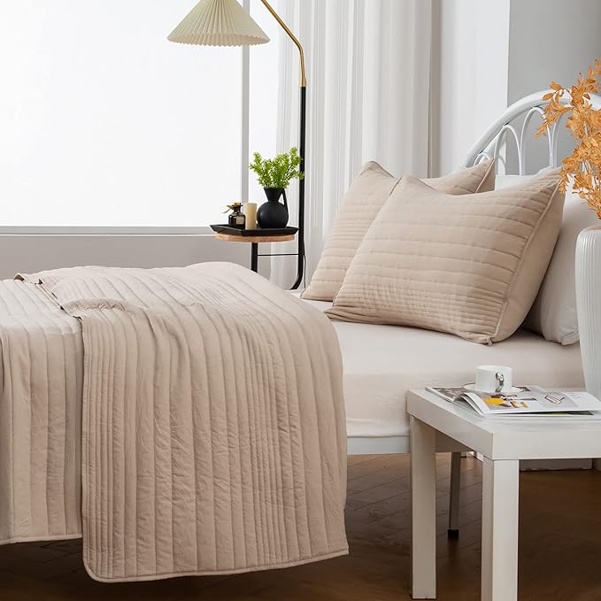 Quilt Set Full Queen Size Taupe | Lightweight Ultra Soft Microfiber Bedspread | 3 Piece Queen Coverlet for All Season | Parker Collection (F/Q, Taupe)