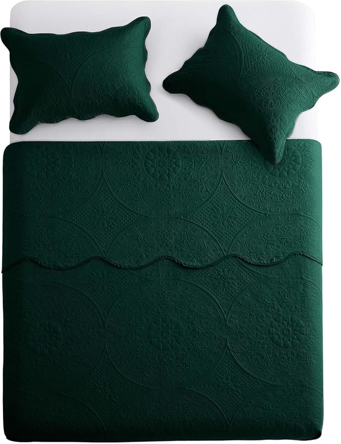 MOONLIGHT20015 10 Pack Twin Quilt Bedding Set (68" x 86") - Bulk Wholesale for Hotels, Guest Bedroom & Airbnbs - Lightweight Microfiber Reversible Floral Embossed Quilts Bedspreads (Emerald)