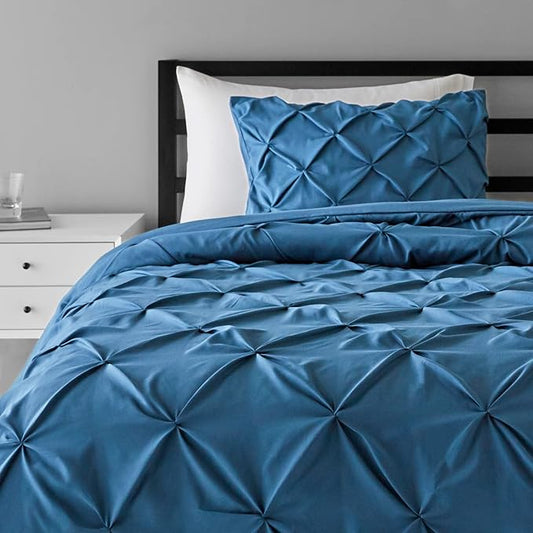 Amazon Basics 2 Piece Soft, Lightweight Down-Alternative Comforter Bedding Set, Pinch Pleat, Twin/TwinXL, Dark Teal, Geometric