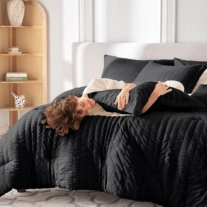 MUXHOMO 7 Pieces Queen Comforter Set, Seersucker Bed in a Bag Queen Size, All Season Luxury Bedding Set with Comforter, Flat Sheet, Fitted Sheet, Pillowcases & Shams, Black