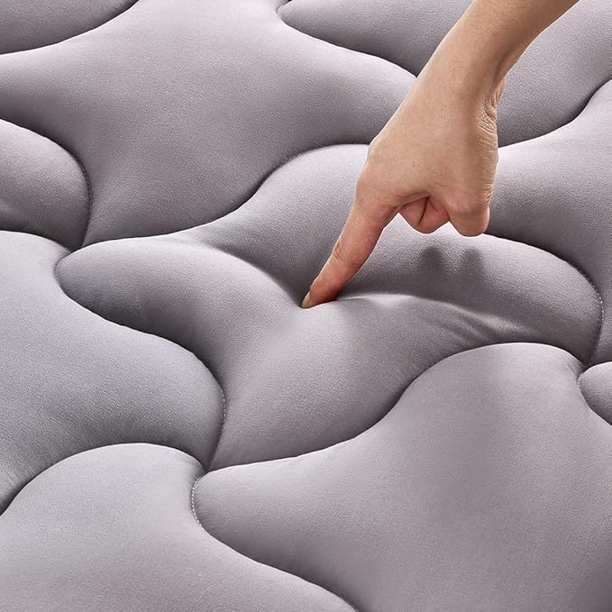 SLEEP ZONE Mattress Pad Cal King Cooling Mattress Topper, Quilted Fitted, Machine Washable, Soft Fluffy Down Alternative, Deep Pocket 8-21 inch, Grey
