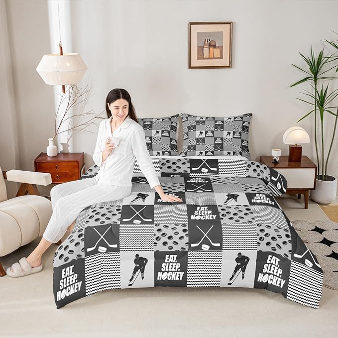 Ice Hockey Comforter Sets For Boys Full Black White Grey Winter Sports Games Down Comforter Kids Teen Room Decor,Hockey Pucks Player Bedding Set Geometric Checkered Stripes Quilt Duvet 2 Pillow Cases