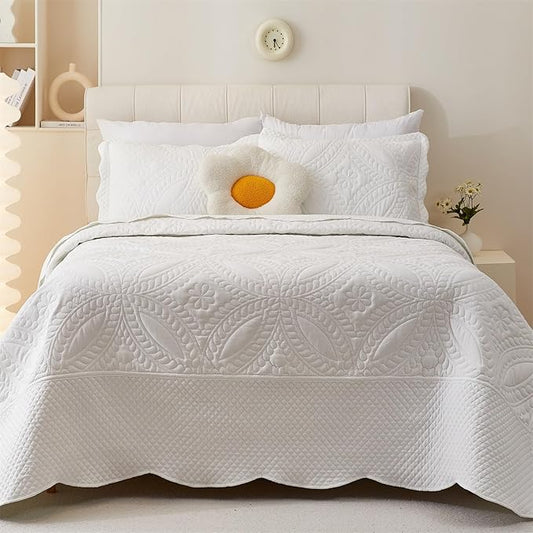 Cmfshape Oversize King Bedspread 128"x120",3 Piece California King Quilt,Lightweight White Quilt Set for All Season,Modern Coin Pattern Bedding Set