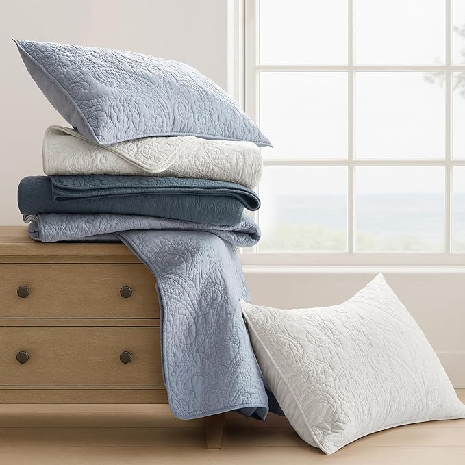 EVERGRACE 100% Cotton Paisley Quilt Set, King Size 3 Piece Set – Prewashed Lightweight Bedspread with 2 Shams, Soft & Breathable Matelasse Coverlet for All-Season Comfort, Bright White